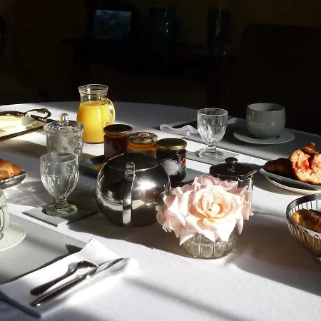 Château De Clusors Couette-café