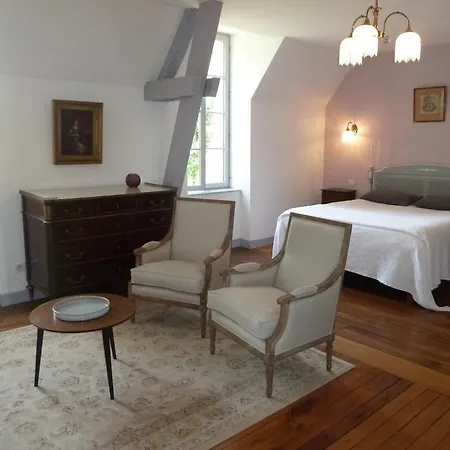 Château De Clusors 4* Saint-Menoux