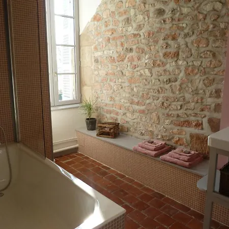 Château De Clusors 4* Saint-Menoux